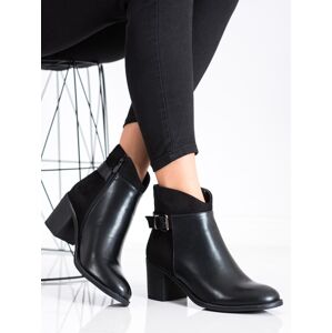 Pekné dámske čierne členkové topánky na širokom podpätku 38