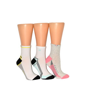 Dámske vzorované ponožky Bratex 875 Sport 36-41 ľahká skladacia konštrukcia 36-38