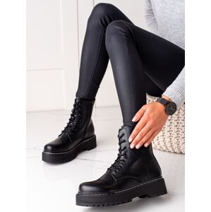 Moderné čierne dámske členkové topánky s plochým podpätkom 38