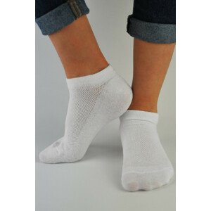 Chlapčenské ažúrové ponožky SB017 bílá 35-38