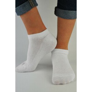 Dievčenské ažúrové ponožky SB017 bílá 19-22