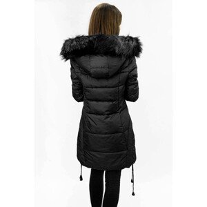 Čierna prešívaná dámska zimná bunda s kapucňou (7690) černá M (38)