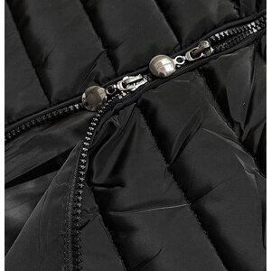 Čierna prešívaná bunda s kapucňou (L22-9865-1) černá 46