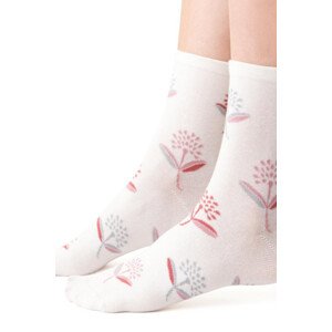 Dámské vzorované ponožky model 15021211 - Steven Barva: ecru, Velikost: 38-40