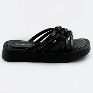 Černé dámské pantofle s podrážkou černá XL (42) model 17352335 - Mix Feel