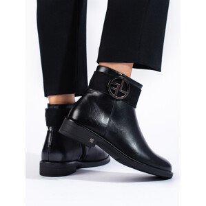 Trendy dámské černé  kotníčkové boty na plochém podpatku  38