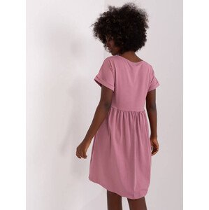 Látkové šaty ve špinavě růžové barvě s netopýřími rukávy (5672-35)