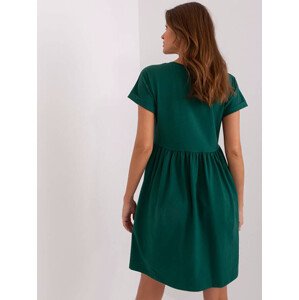 Tmavě zelené látkové šaty s netopýřími rukávy (5672-38)