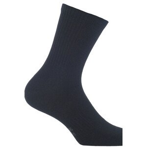 Pánske/chlapčenské krátke hladké froté ponožky SPORTIVE - AG+ N6 černá 45/47