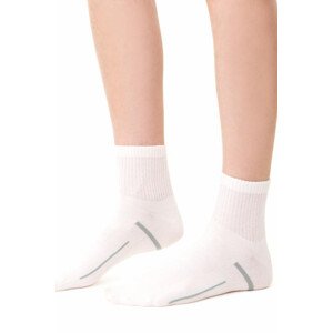 Dámské sportovní ponožky model 15051741 - Steven ecru 35-37