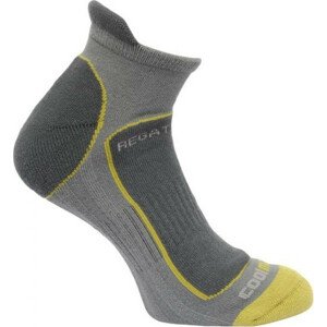 Pánske funkčné ponožky Regatta RMH030 TRAIL RUNNER Granite / Oasis Green šedá 39-42