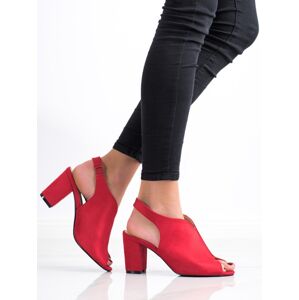 Originálne dámske sandále červenej na širokom podpätku 36